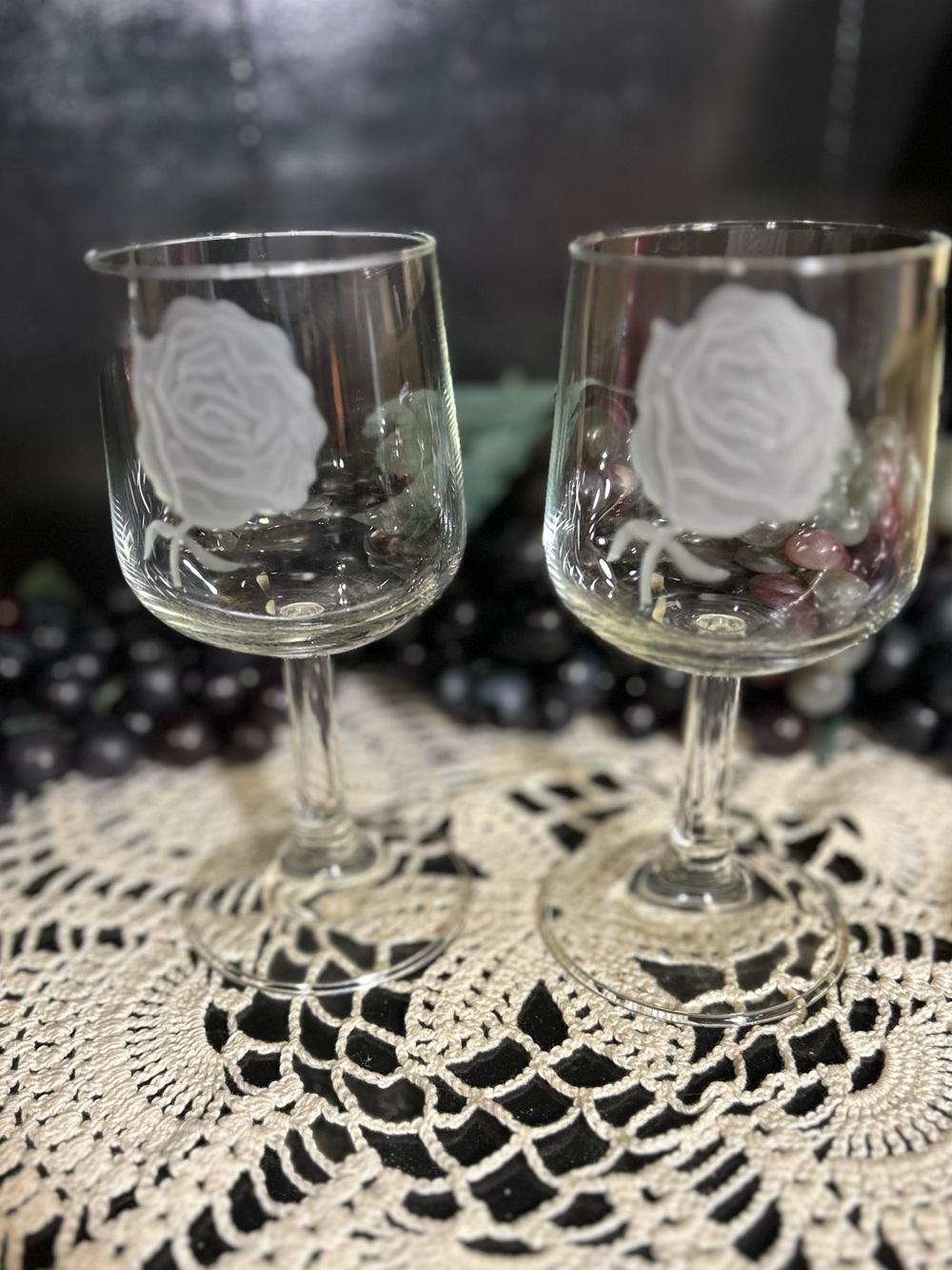 Vintage Clear Etched Rose Wine Glasses - Set of 2